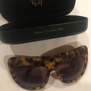 House of Harlow sunglasses